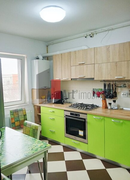 Aparatorii Patriei Vanzare apartament 3 camere cu centrala